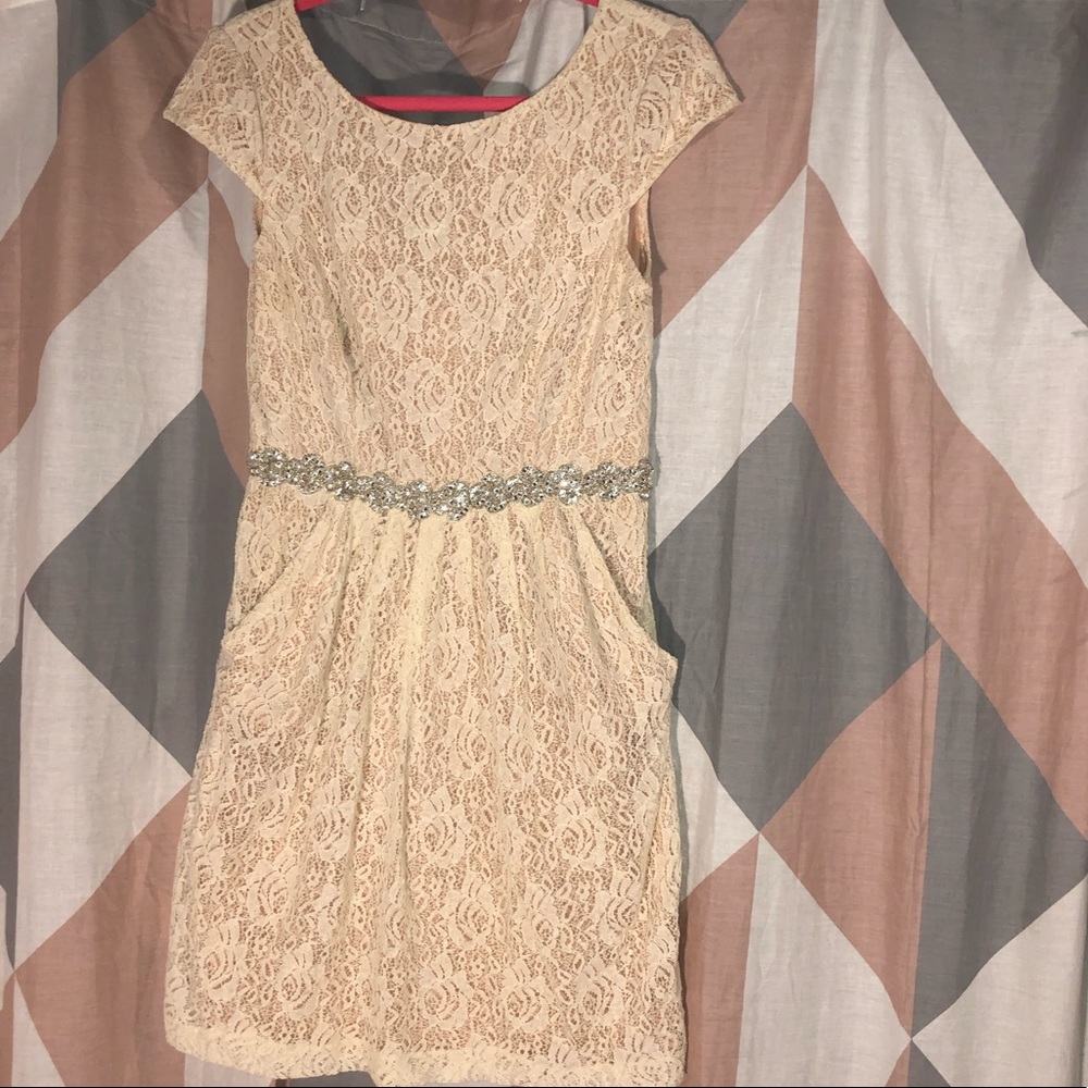 lace dress